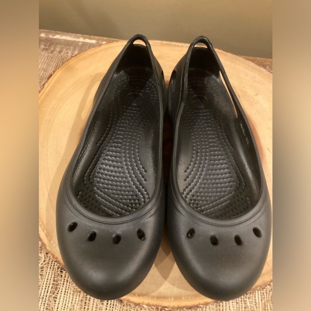Crocs Kadee Black‎ Flats Mary Jane Closed Toe Slingback Shoes Womens Size 6 New